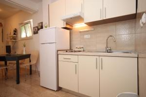 Apartments with parking space Podgora, Makarska - 6911