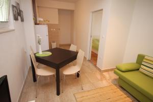 Apartments with parking space Podgora, Makarska - 6911