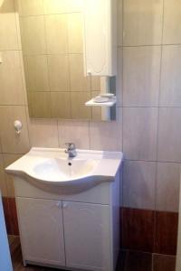 Apartments by the sea Podaca, Makarska - 6677