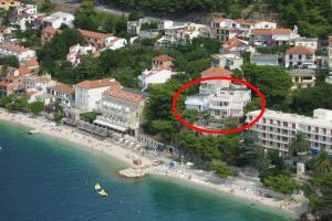Apartments by the sea Podgora, Makarska - 6805 