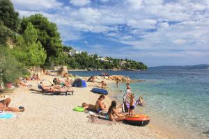 Apartments by the sea Nemira, Omis - 5884