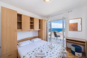Apartments by the sea Podgora, Makarska - 6789