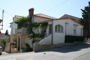 Apartments with a parking space Novalja, Pag - 6483 