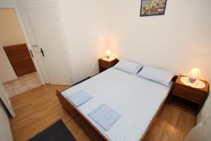 Apartments by the sea Podgora, Makarska - 6782