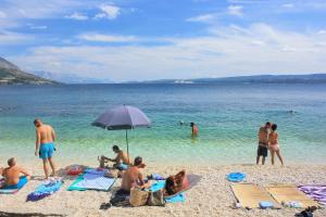 Apartments by the sea Dugi Rat, Omis - 7575