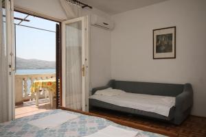 Apartments with a parking space Metajna, Pag - 6506