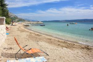 Apartments by the sea Duce, Omis - 945