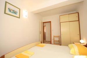 Apartments by the sea Mandre, Pag - 6518