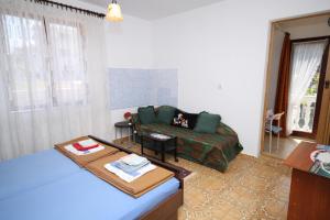 Apartments and rooms by the sea Povljana, Pag - 6476
