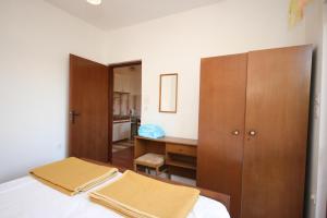 Apartments by the sea Mandre, Pag - 6545