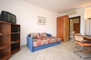 Apartments by the sea Mandre, Pag - 6537