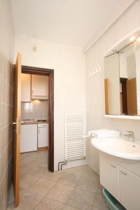 Apartments by the sea Mandre, Pag - 6537