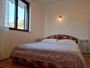 Studio room in Apartments by the sea Starigrad Paklenica - 6621