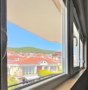 Cozy 1BD Apartment with a Lovely Sea View by Flat Mаnаger