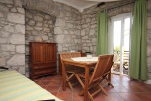 Apartments by the sea Gradac, Makarska - 6661