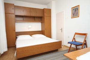 Apartments by the sea Podgora, Makarska - 6664