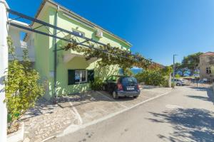 Apartments by the sea Podaca, Makarska - 6735