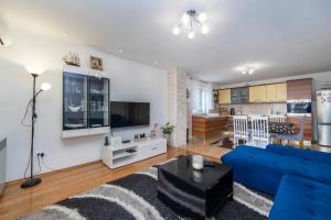 Apartments by the sea Podaca, Makarska - 6735