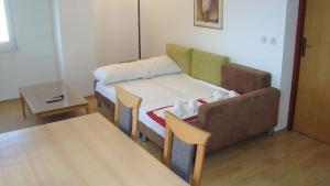 Apartments and rooms with parking space Gradac, Makarska - 6819