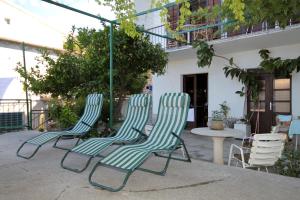 Apartments by the sea Podgora, Makarska - 6836