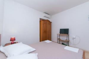 Apartments with parking space Baska Voda, Makarska - 6773
