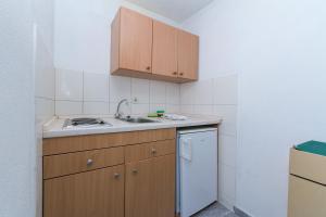 Apartments with parking space Baska Voda, Makarska - 6773