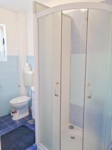 Apartments with a parking space Gradac, Makarska - 6881