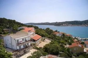 Apartments and rooms by the sea Tisno, Murter - 5128 - Tisno