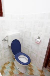 Apartments and rooms with parking space Barbat, Rab - 5070