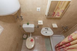 Apartments with parking space Tucepi, Makarska - 6856