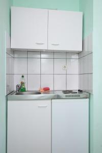 Apartments with a parking space Baska Voda, Makarska - 6872