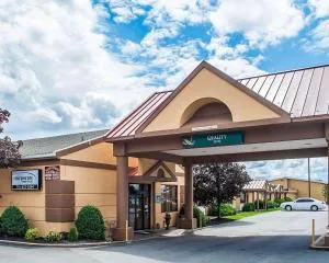 Quality Inn Airport - Lancaster