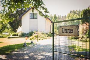 Guesthouse Vetras viesu māja Vētras