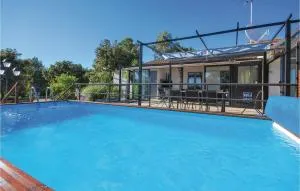 Beautiful Home In Signes - 西格