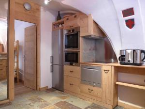 "Jacky" Appartement de charme suréquipé, 300m des pistes et centre village, casier à ski au pied des pistes, linge de lit et produit de toilette compris