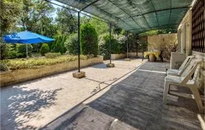 2 Bedroom Cozy Home In Salernes - Entrecasteaux