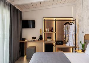 Lithos Suites, Premium Κey Collection