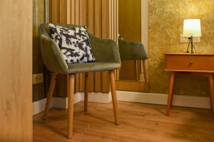 Home Away From Home - Modern & Cozy Apartments near Vibrant Unirii Area