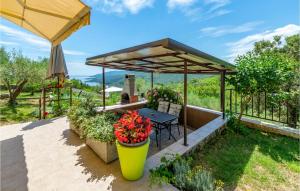 2 Bedroom Lovely Home In Rabac 