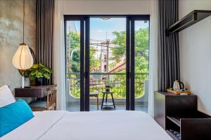 Lacasa Old Town Villa