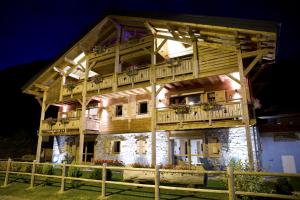 Hotels Les Chalets de La Griyotire : Appartement (4-6 Adultes)