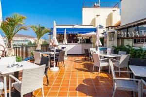 Klayman Olivina Aparthotel