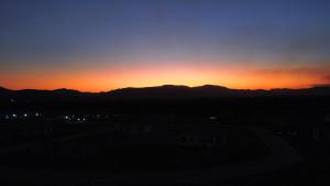 Elephant House, 2 bedroom House, Next to Pilanesberg and Sun City