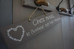 B&B / Chambres d'hotes Les Deux Tours : photos des chambres