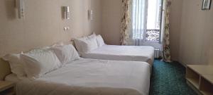 Hotels Grand Hotel du Havre : Chambre Quadruple