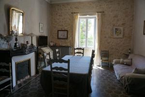 B&B / Chambres d'hotes Les Deux Tours : photos des chambres