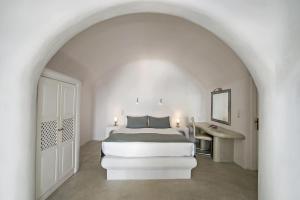 Pegasus Suites & Spa Santorini Greece