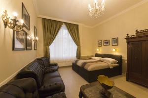 Apartment Karla Capka Street