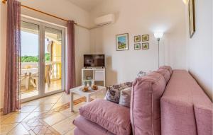 Amazing Home In Valtura 