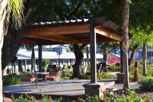 sterling gardens hotel